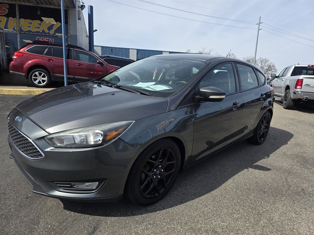 2016 Ford Focus SE - Photo 6