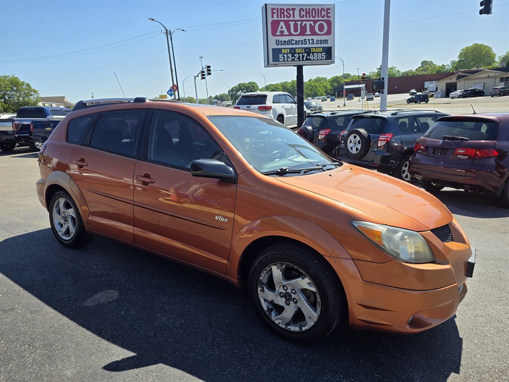 2004 Pontiac Vibe -'s photo