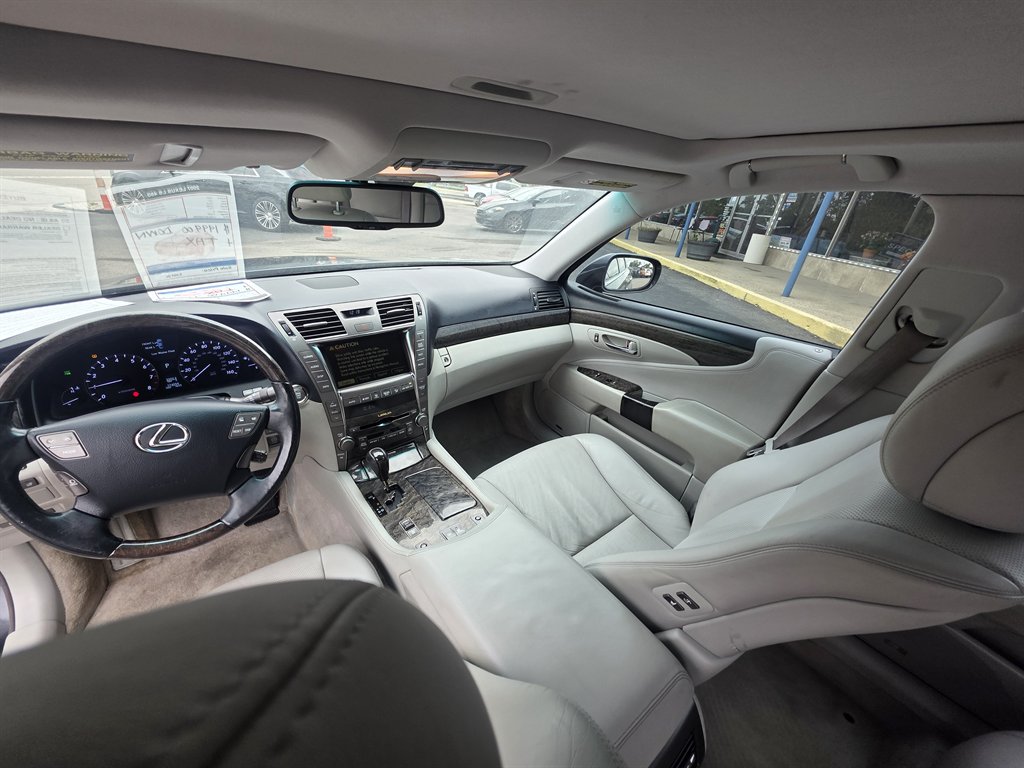 2007 Lexus LS Base - Photo 9