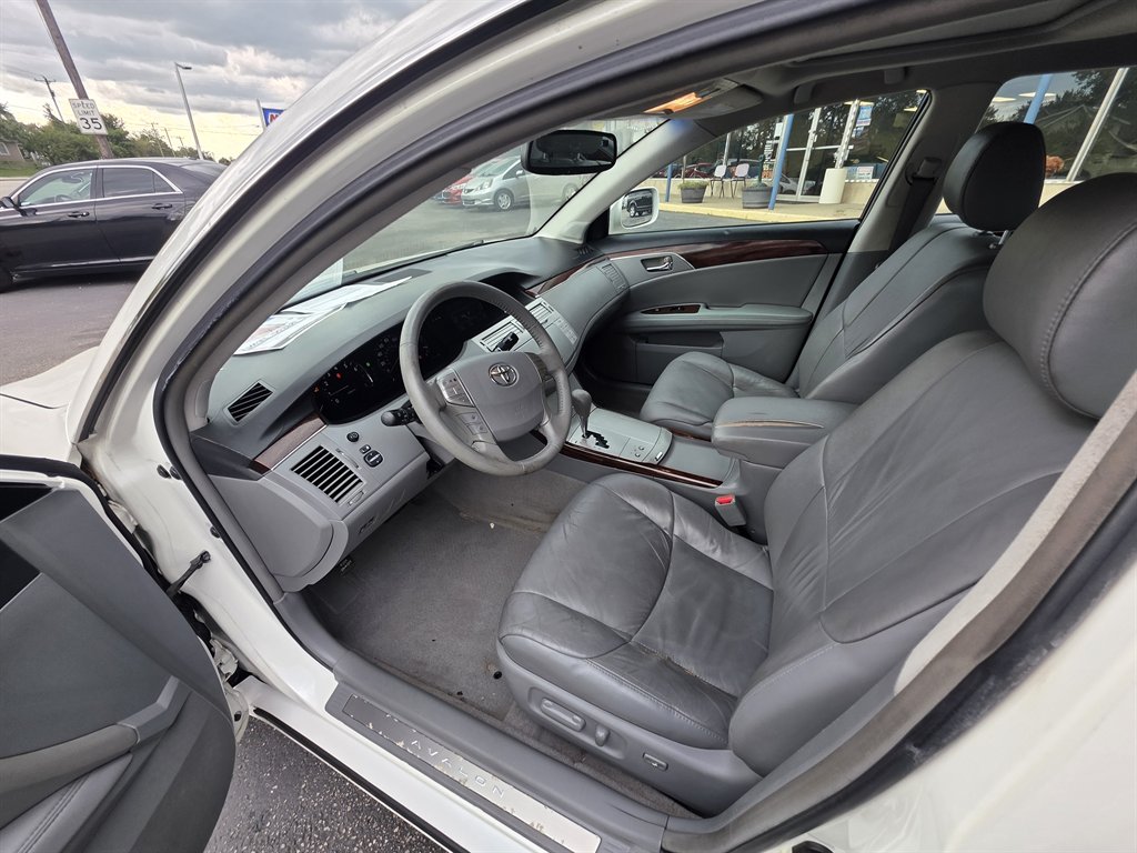 2008 Toyota Avalon Limited - Photo 7