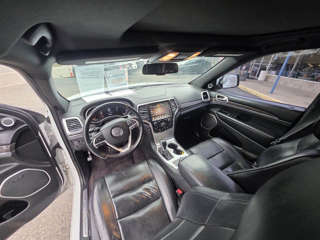 Jeep Grand Cherokee photo 10